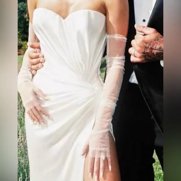 Wedding Gloves - Picture 2 of 6